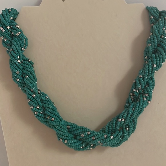19” 6 strand blue green gold seed bead necklace with a lobster clasp & extender - Picture 2 of 15
